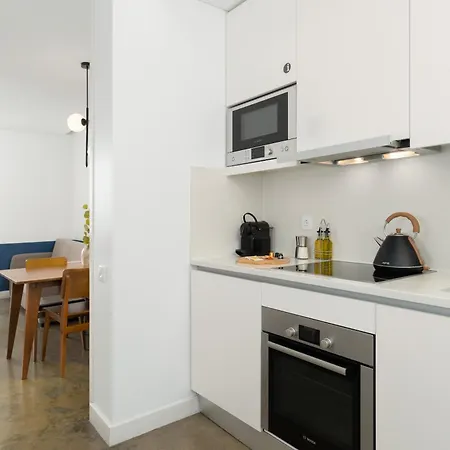 Limehome Lisbon Calcada Do Cardeal Exterior photo