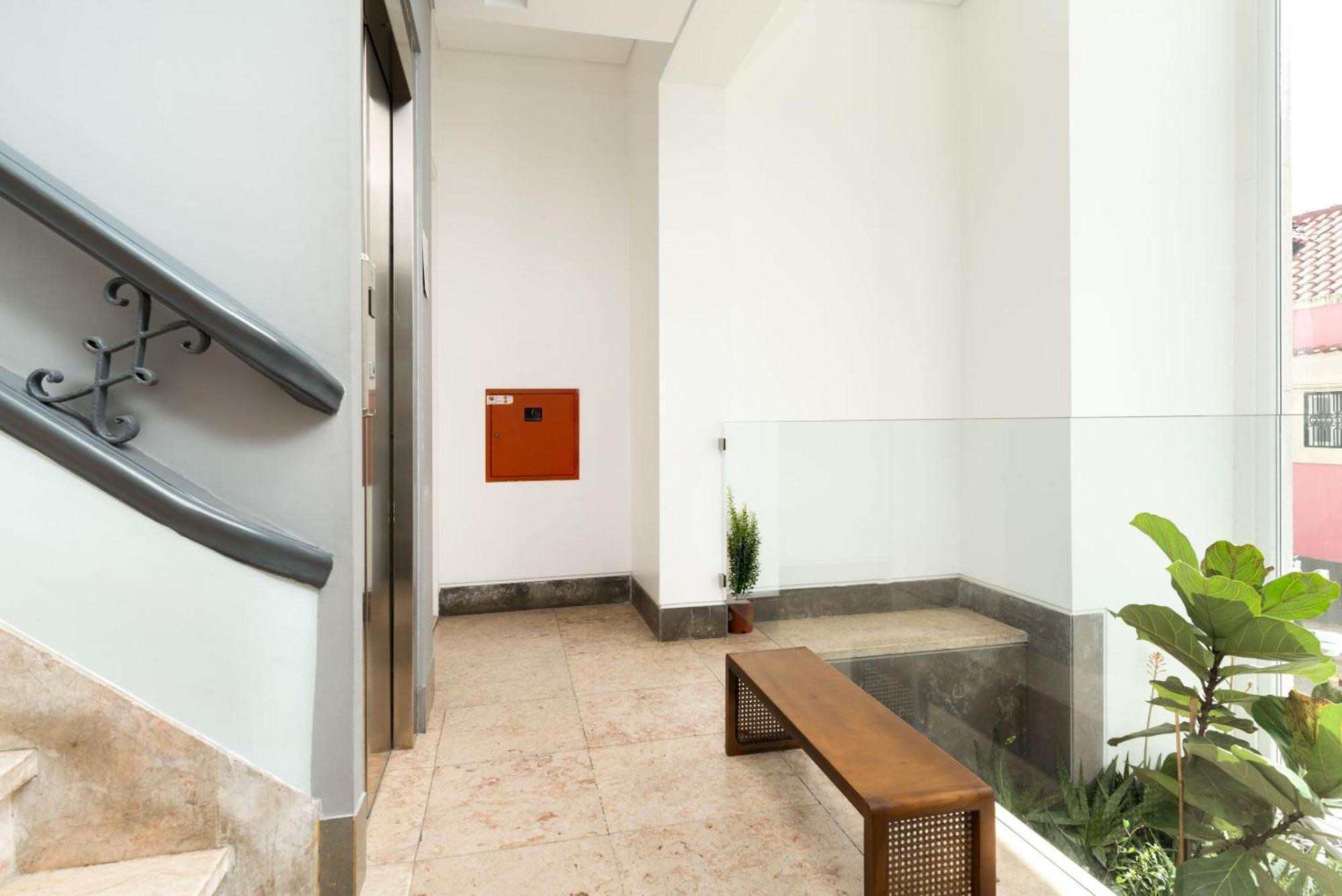 Apartment Limehome Calcada Do Cardeal *